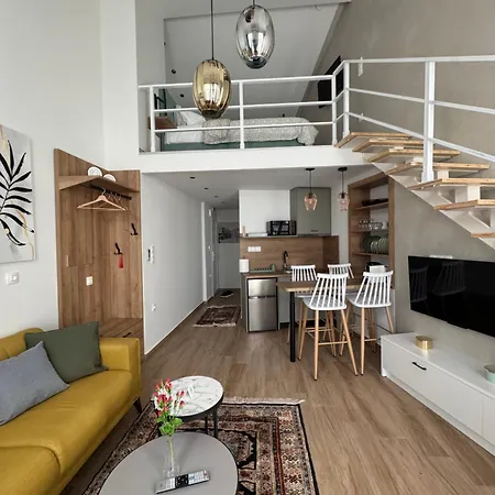 Arches House Private Parking